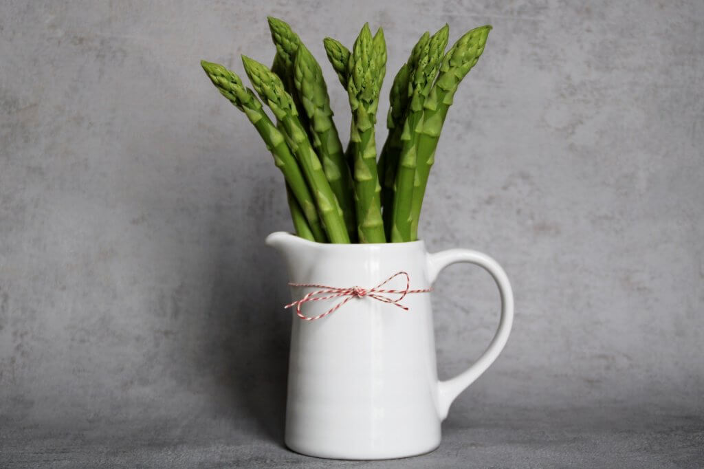 asparagus in a mug