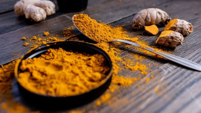 Turmeric-for-boosting-metabolism